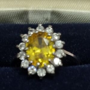 Radiant Yellow Cubic Zirconia Gemstone Surrounded By Zirconia Silver Sz 5.75